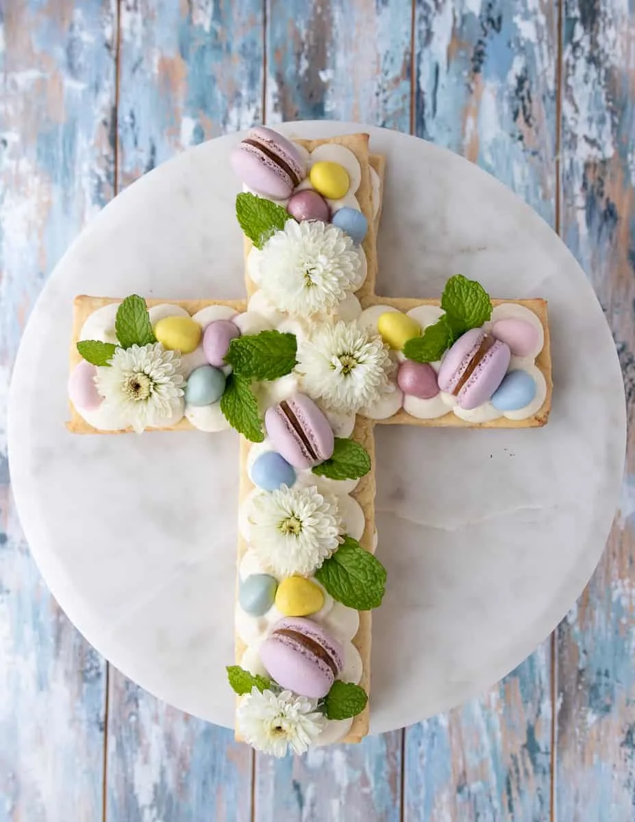 Easter Cream Tart Tutorial (aka - letter cake) - Goodie Godmother